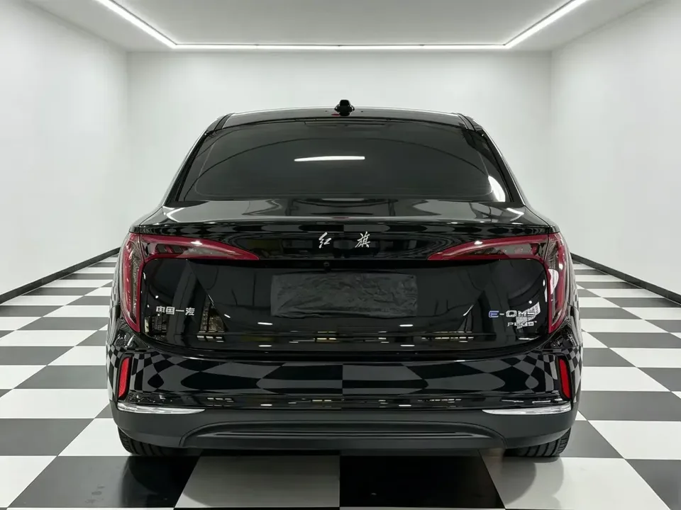 Hongqi E-QM5 Hongqi E-QM5 2024 560KM PLUS version 100kW 2025 — миниатюра 2
