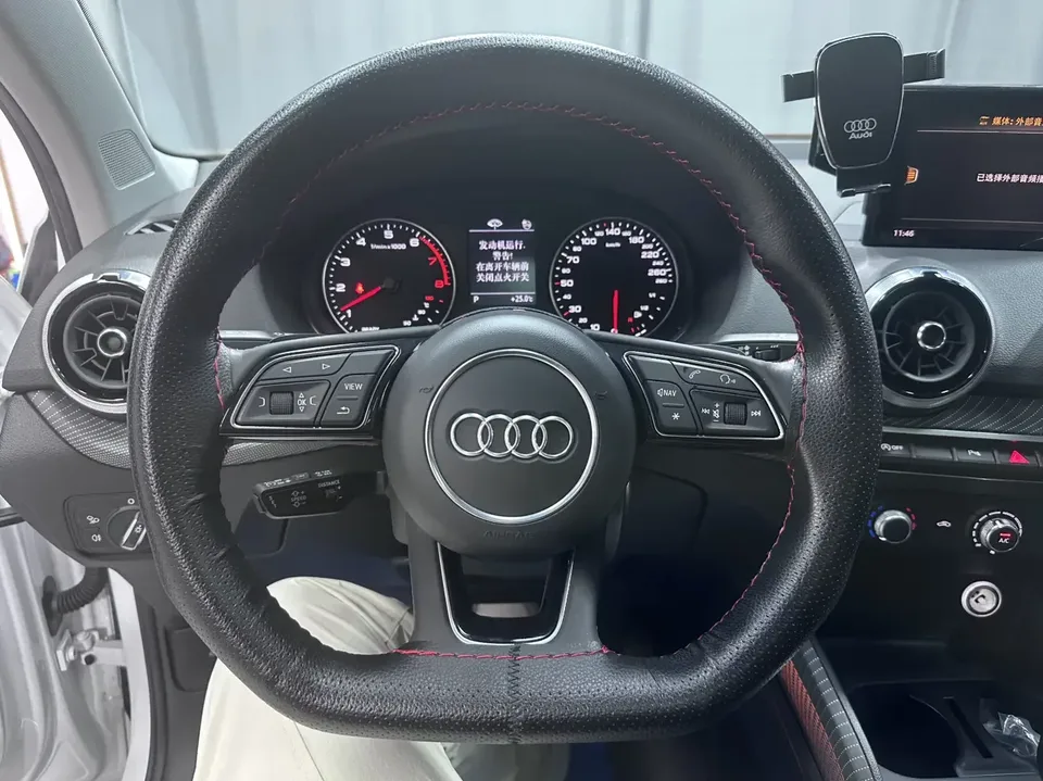Audi Q2L Audi Q2L 2022 35 TFSI Stylish Dynamic 2023 — thumbnail 4