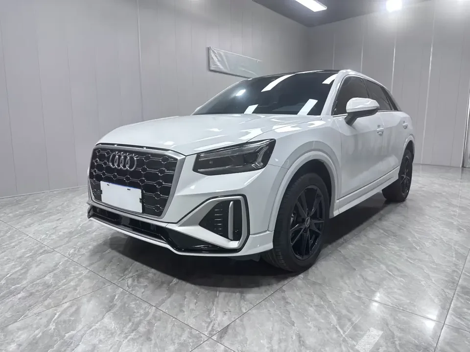 Audi Q2L Audi Q2L 2022 35 TFSI Stylish Dynamic 2023 — photo 1, buy with delivery to Moscow