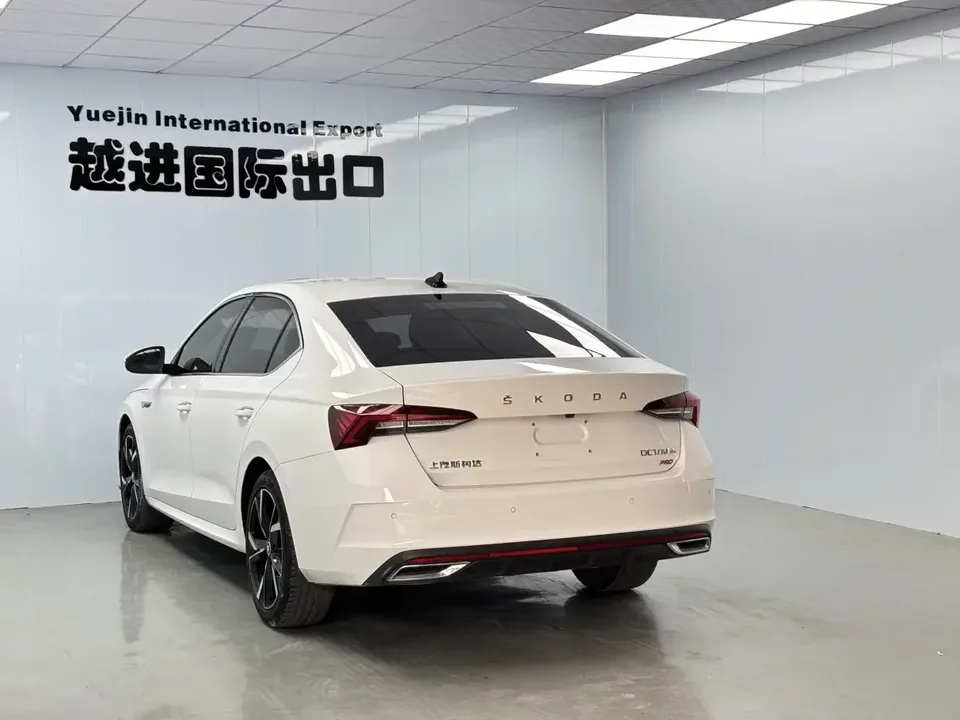 Skoda Octavia Octavia 2022 PRO TSI280 DSG Luxury Edition 2022 — thumbnail 4