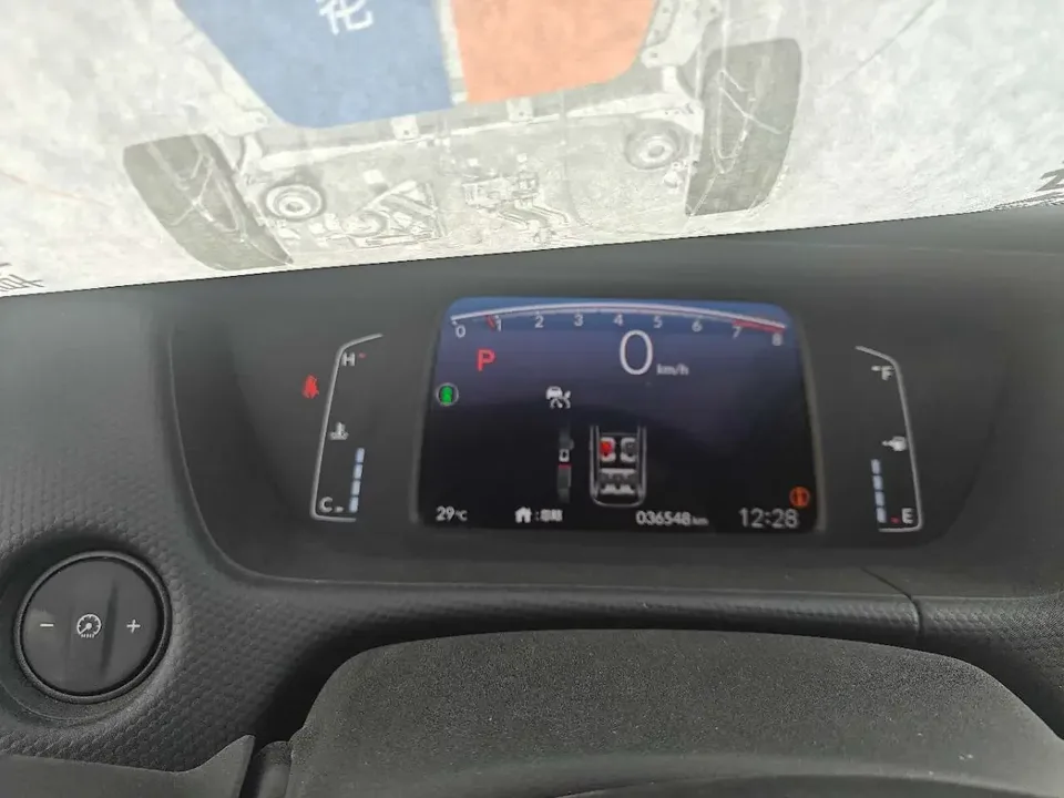 Honda FIT Fit 2021 1.5L CVT Trend Run Pro Edition 2022 — миниатюра 5