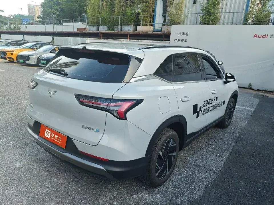 Wuling Starlight S PHEV Wuling Starlight S PHEV 2024 130km Flagship 2024 — thumbnail 4