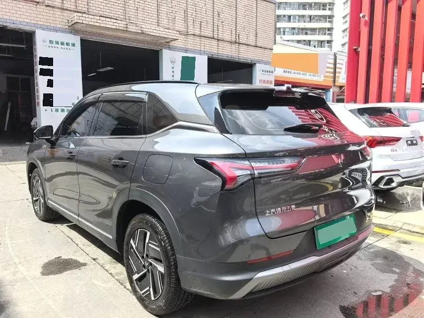 Wuling Starlight S PHEV Wuling Starlight S PHEV 2024 130km Pilot 2025 — миниатюра 4