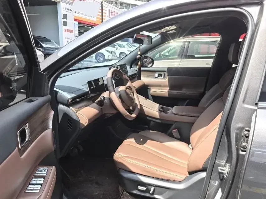 Wuling Starlight S PHEV Wuling Starlight S PHEV 2024 130km Pilot 2025 — миниатюра 5