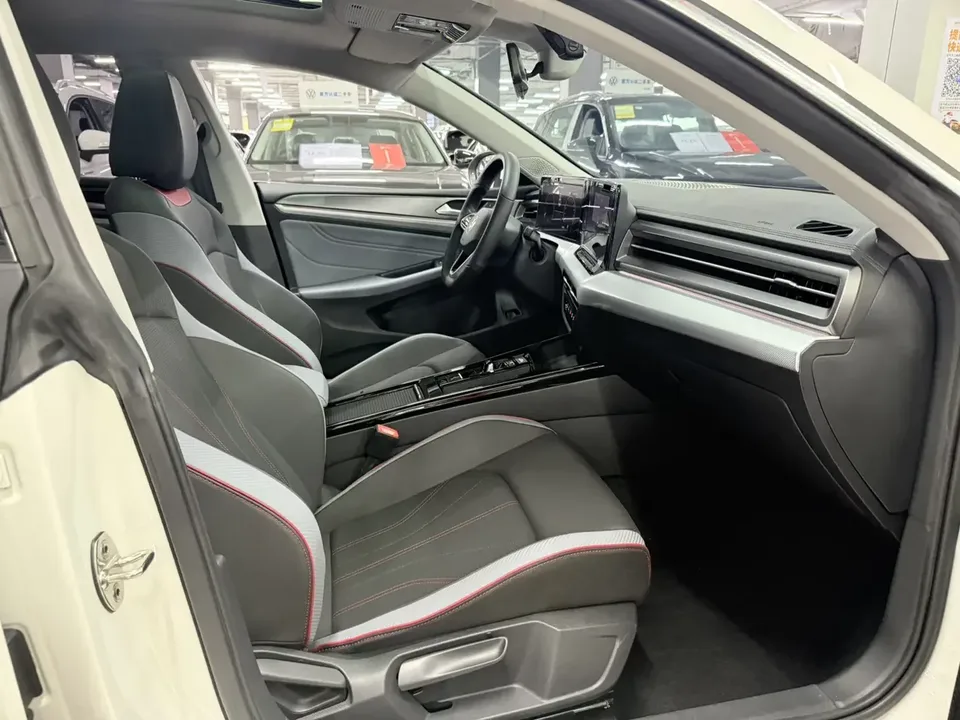 Volkswagen Lamando Lingdu 2022 Lingdu L 280TSI DSG Cool Edition 2023 — thumbnail 5
