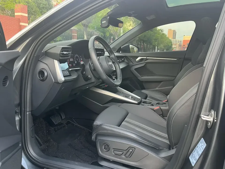 Audi A3 Audi A3 2023 Sportback 35 TFSI Stylish and sporty 2023 — миниатюра 5