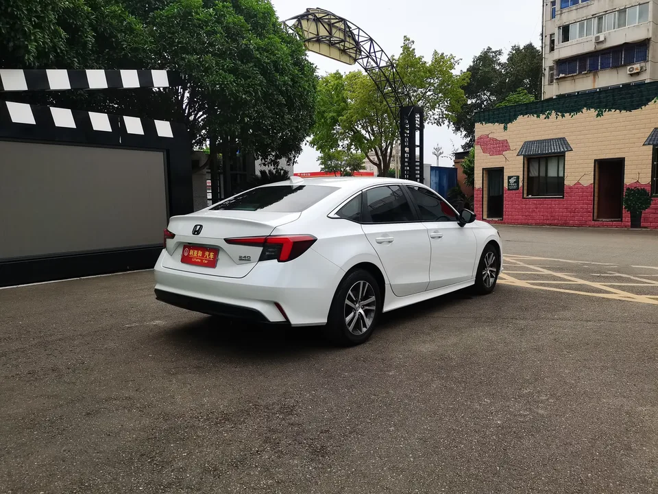Honda Integra Style 2022 240TURBO CVT Tech Edition 2022 — thumbnail 2
