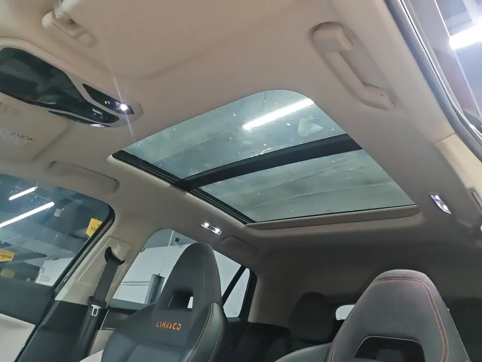 Lynk & Co 06 EM-P Lynk & Co 06 EM-P 2021 84KM Endurance Version Pro 2022 — thumbnail 5