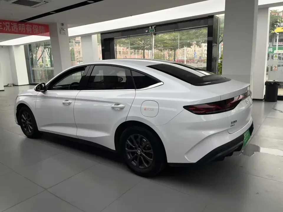 BYD Qin L DM Qin L DM 2024 DM-i 80KM Leading Type 2024 — thumbnail 4