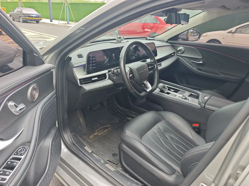 Chery Arrizo 8 Arrizo 8 2022 1.6TGDI DCT 2024 — миниатюра 3