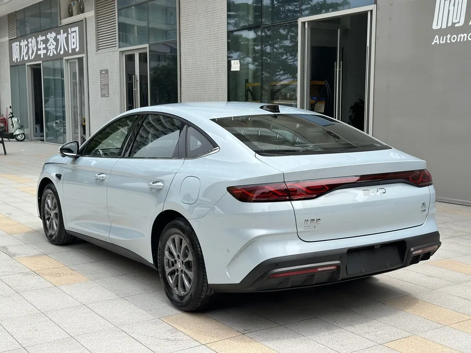 BYD Qin L DM Qin L DM 2025 Intelligent Driving Edition DM-i 80KM Leading Edition 2025 — thumbnail 2
