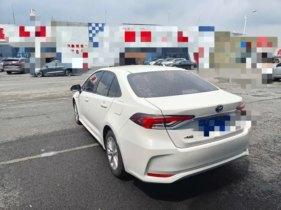 Toyota Corolla Corolla 2021 Dual Engine 1.8L E-CVT Elite Edition 2022 — thumbnail 4