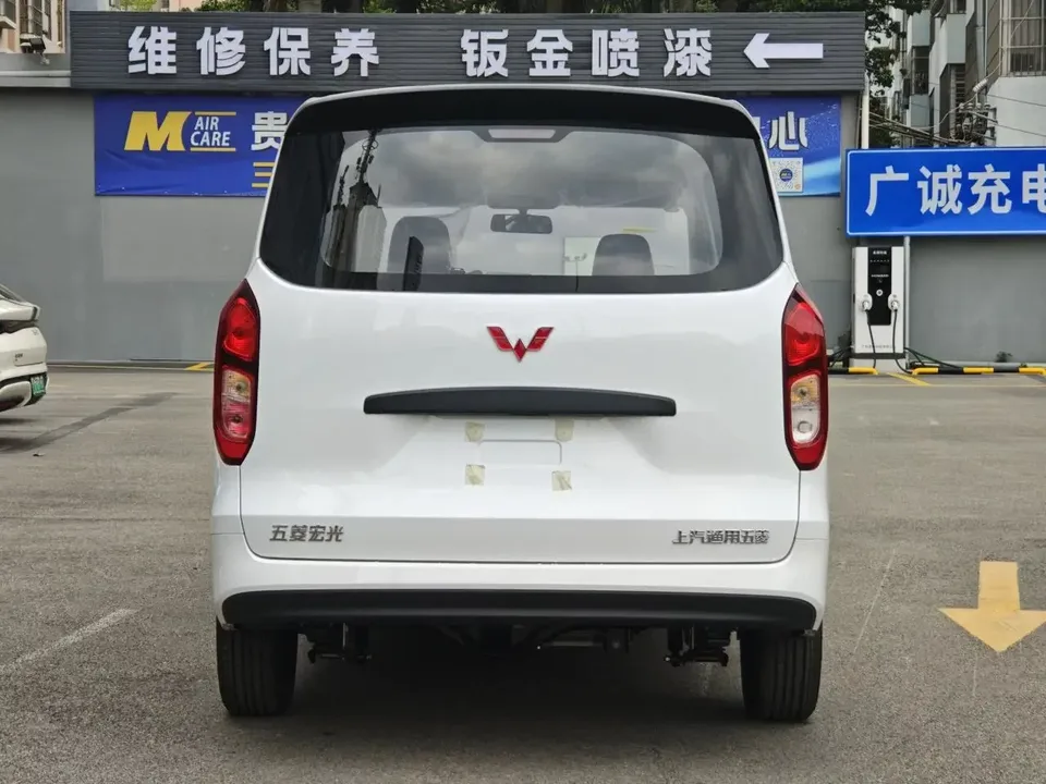 Wuling Hongguang pure electric version Wuling Hongguang pure electric version 2024 300KM Practical 2026 — миниатюра 2