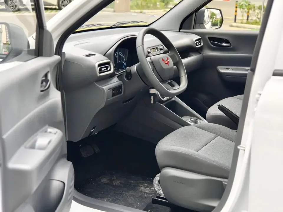 Wuling Hongguang pure electric version Wuling Hongguang pure electric version 2024 300KM Practical 2026 — миниатюра 5