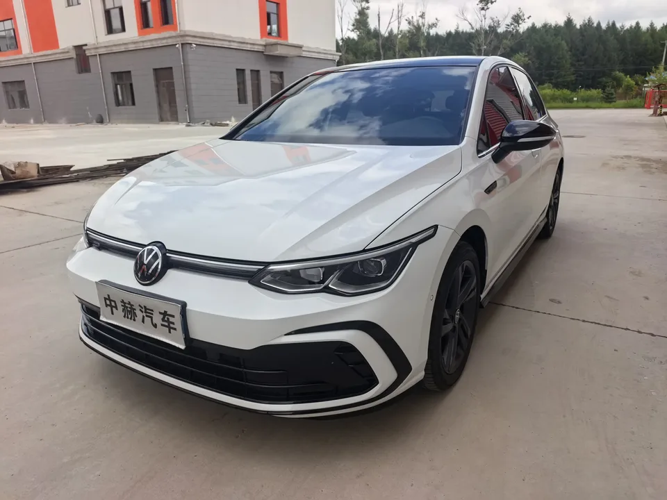 Volkswagen Golf golf 2022 280TSI DSG R-Line 2022 — photo 1, buy with delivery to Moscow