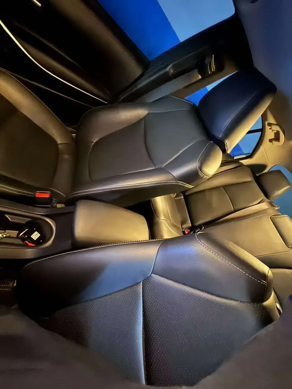 Toyota Corolla Corolla 2021 Dual Engine 1.8L E-CVT Elite Edition 2023 — миниатюра 5