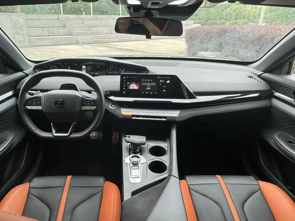 Changan UNI-V Changan UNI-V 2024 1.5T Premium Sports 2024 — thumbnail 5