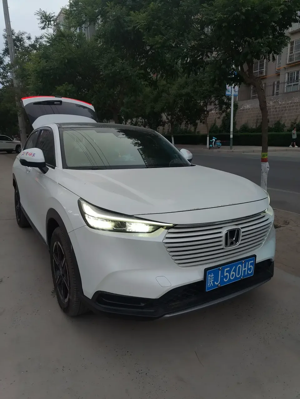 Honda VEZEL Binzhi 2023 1.5L CVT Pioneer Edition 2023 — thumbnail 2