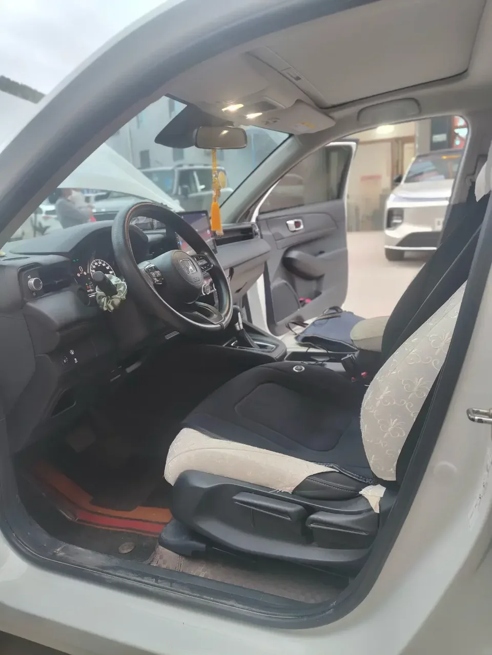 Honda VEZEL Binzhi 2023 1.5L CVT Pioneer Edition 2023 — thumbnail 5