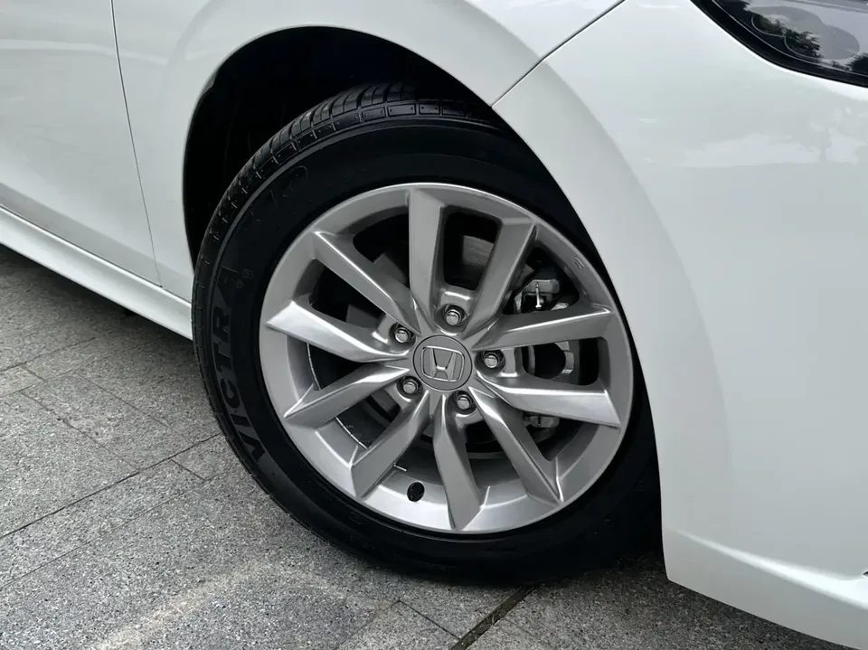 Honda Integra Style 2025 240TURBO MT Extreme Edition 2025 — thumbnail 3