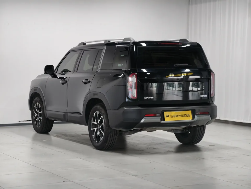 BAIC Beijing Off-road BJ30 Beijing Off-road BJ30 2024 1.5T DCT 2WD Light Wild Pro Edition 2025 — thumbnail 2