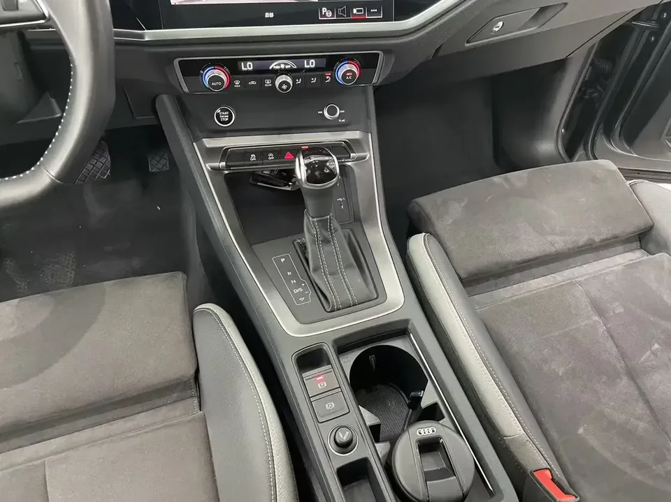 Audi Q3 Audi Q3 2022 35 TFSI Stylish Dynamic 2022 — thumbnail 4