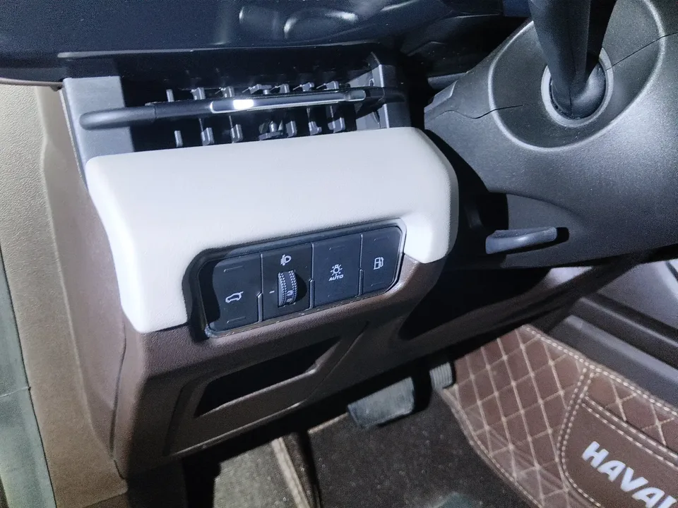 Haval Xiaolong MAX Haval Xiaolong MAX 2023 1.5L Hi4 105 4WD Pilot Edition 2023 — thumbnail 4