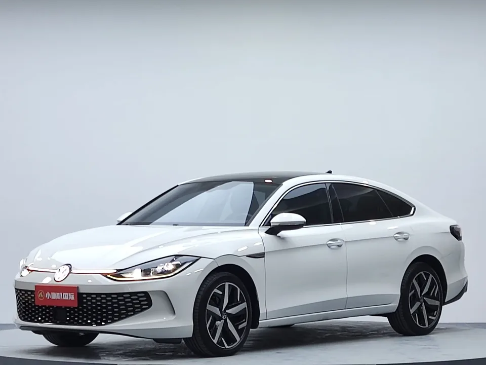 Volkswagen Lamando Lingdu 2022 Lingdu L 280TSI DSG Cool Edition 2022 — photo 1, buy with delivery to Moscow