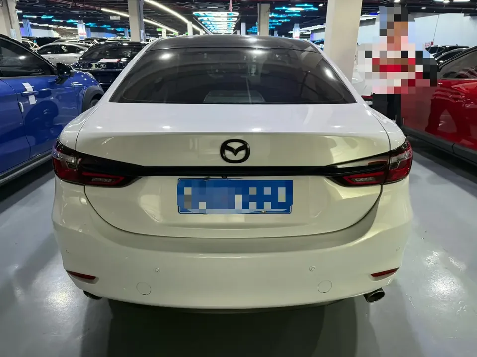 Mazda Atenza Atez 2021 2.0L Blue Sky Deluxe Edition 2022 — thumbnail 2