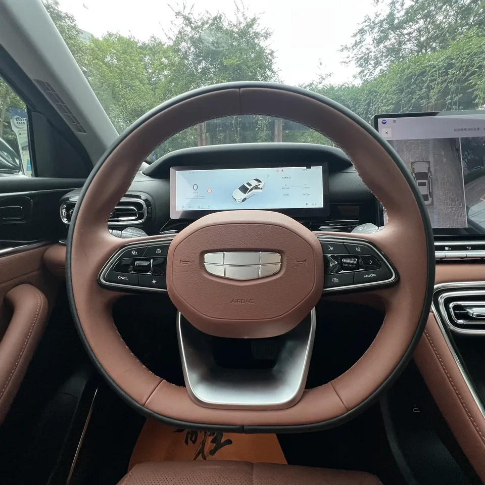 Geely Emgrand emgrand 2026 5th Generation 1.5T DCT Flagship Model 2026 — thumbnail 3