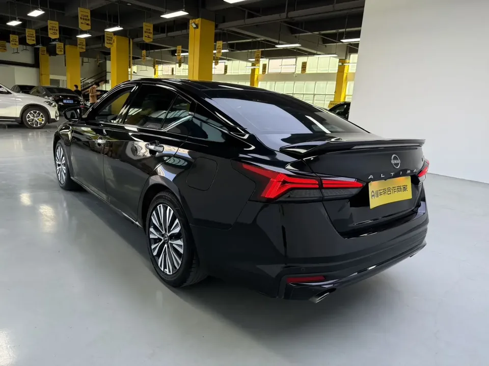 Nissan Altima Sound of nature 2022 2.0L XE Pure Edition 2024 — thumbnail 2