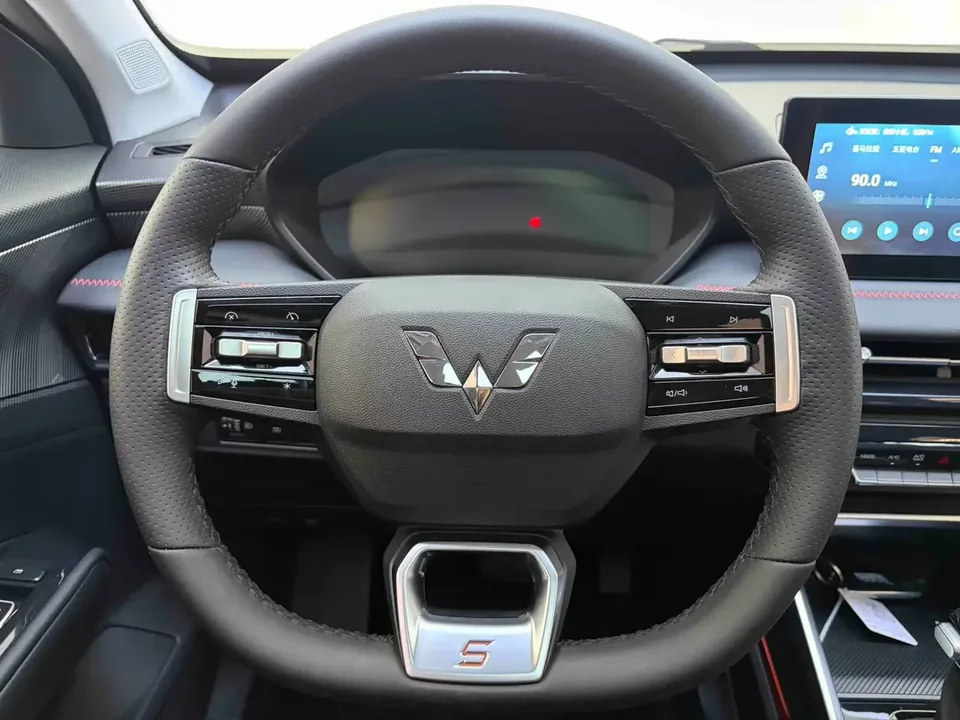 Wuling Xingchi Wuling Xingchi 2022 1.5T CVT Cool Model 2023 — thumbnail 4
