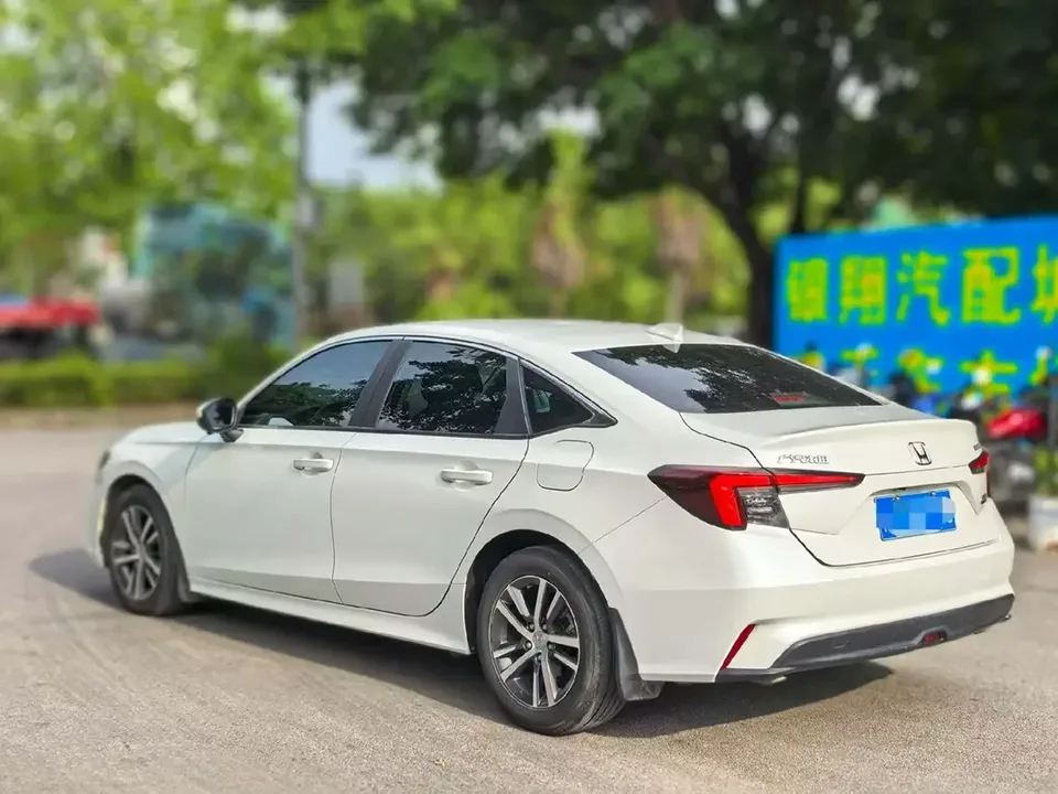 Honda Integra Style 2023 240TURBO CVT Leading Edition 2024 — thumbnail 4