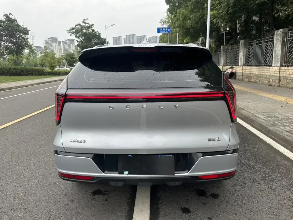 Geely Atlas L Boyue L 2025 The fourth generation 1.5TD DCT starts its journey 2025 — thumbnail 2