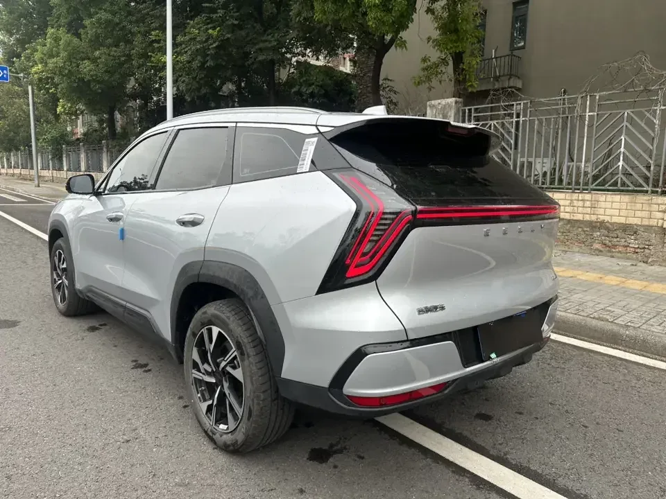 Geely Atlas L Boyue L 2025 The fourth generation 1.5TD DCT starts its journey 2025 — thumbnail 4