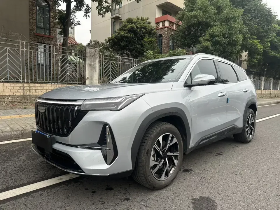 Geely Atlas L Boyue L 2025 The fourth generation 1.5TD DCT starts its journey 2025 — photo 1, buy with delivery to Moscow