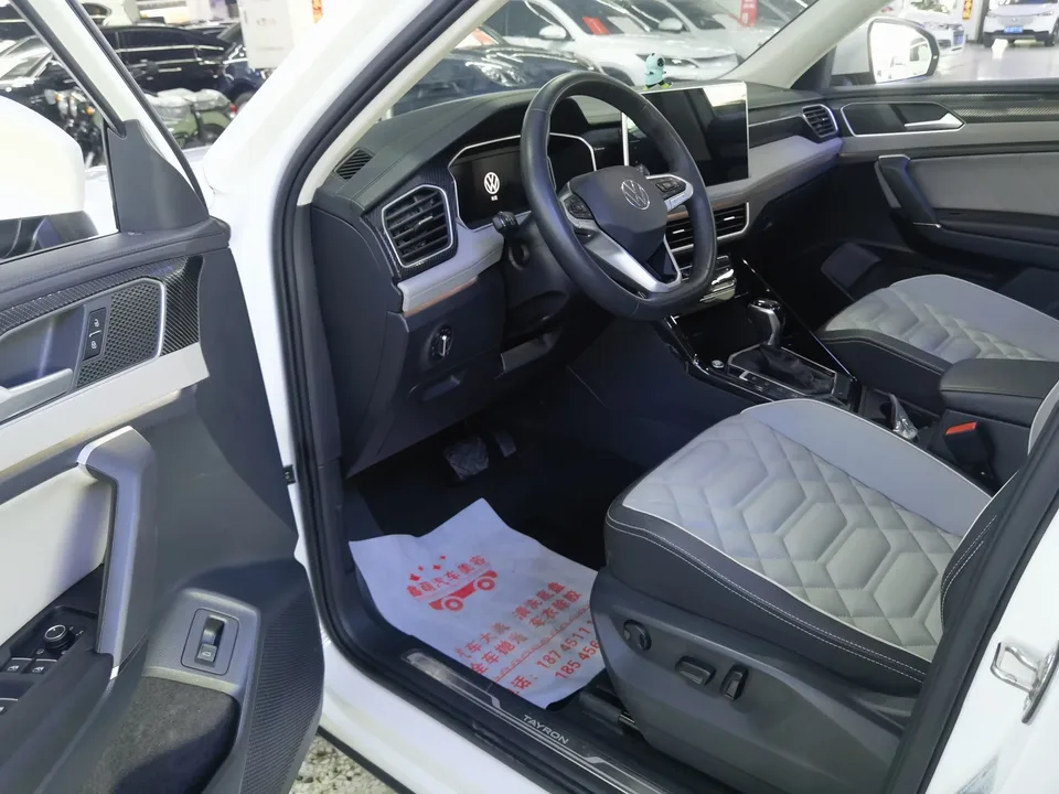 Volkswagen Tayron Tanyue 2023 280TSI 2WD Luxury Plus Advanced Edition 2022 — thumbnail 4