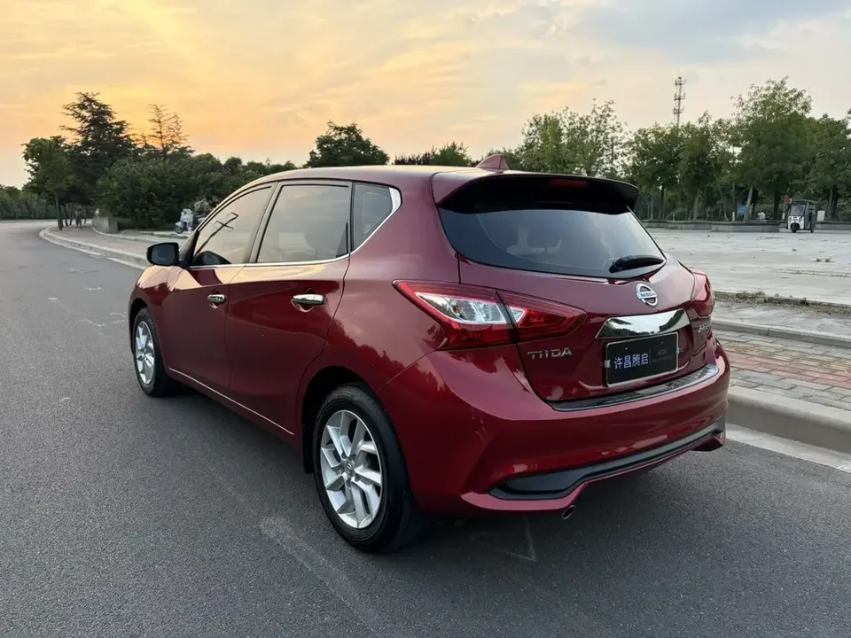 Nissan Tiida Tiida 2021 1.6L CVT Intelligent Travel Edition 2022 — thumbnail 2