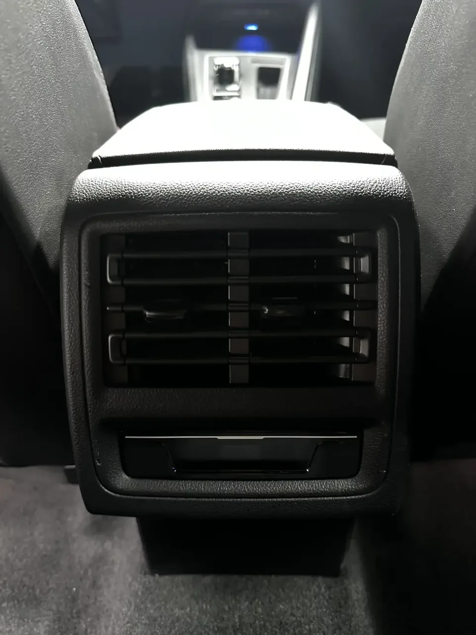 Volkswagen Golf golf 2021 280TSI DSG R-Line 2022 — thumbnail 3