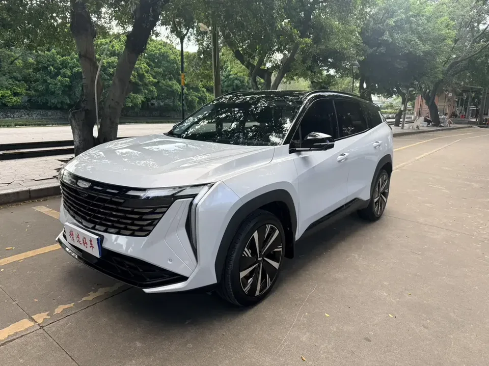 Geely Atlas L Boyue L 2024 1.5TD DCT Ultimate Edition 2024 — фото 1, купить с доставкой в Москву