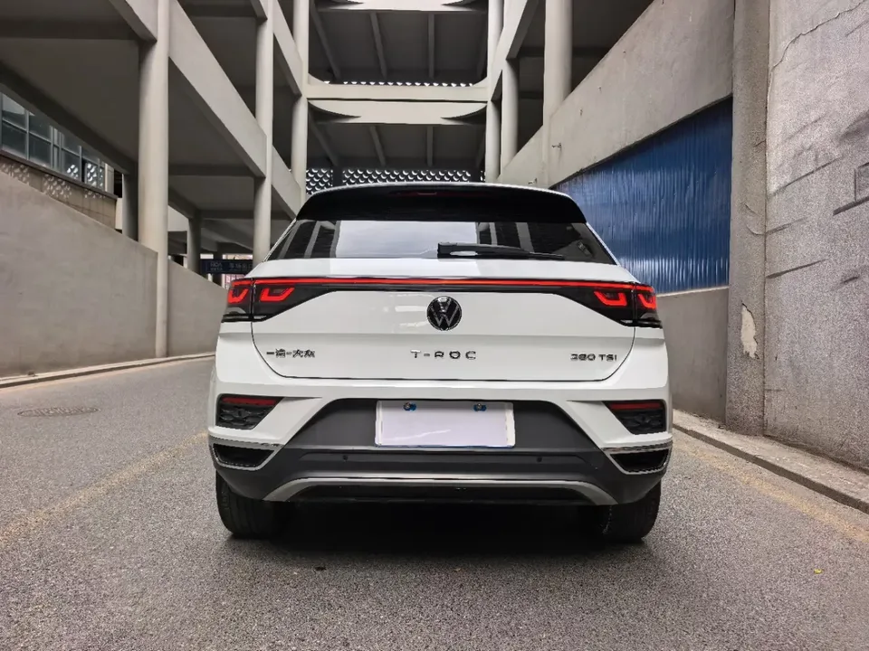 Volkswagen T-Roc TANG 2023 280TSI DSG Time Edition 2024 — thumbnail 2