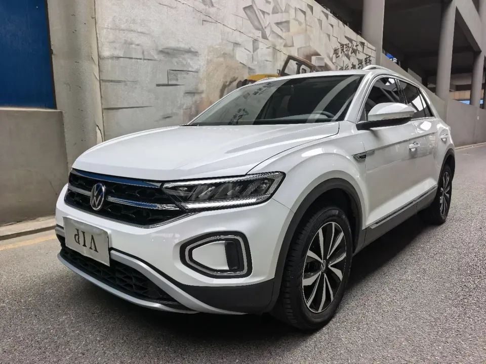 Volkswagen T-Roc TANG 2023 280TSI DSG Time Edition 2024 — photo 1, buy with delivery to Moscow