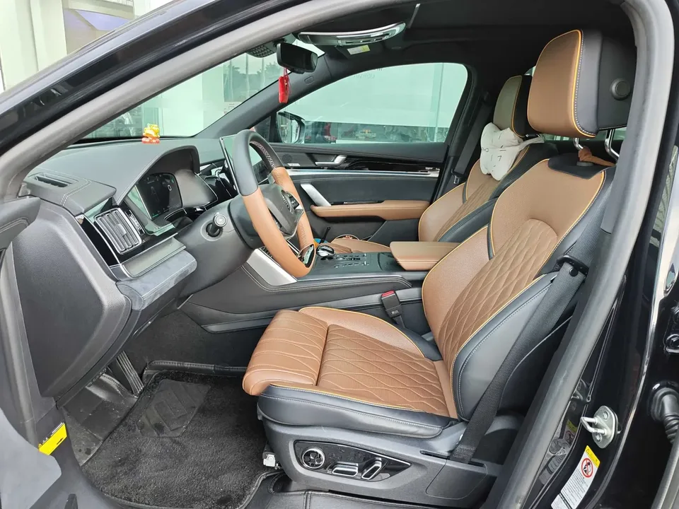 BYD Tang DM Tang DM 2021 DM-i 1.5T 112KM Premium 2022 — thumbnail 5