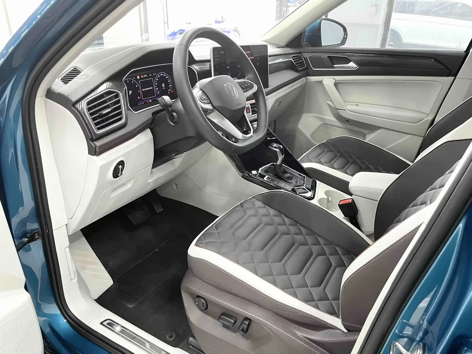 Volkswagen Tayron Tanyue 2023 280TSI 2WD Luxury Plus Advanced Edition 2022 — thumbnail 5