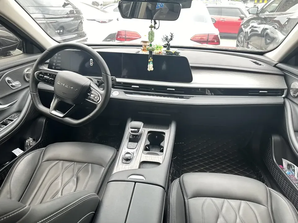 Chery Arrizo 8 Arrizo 8 2024 1.6TGDI DCT Intelligence 2024 — thumbnail 3