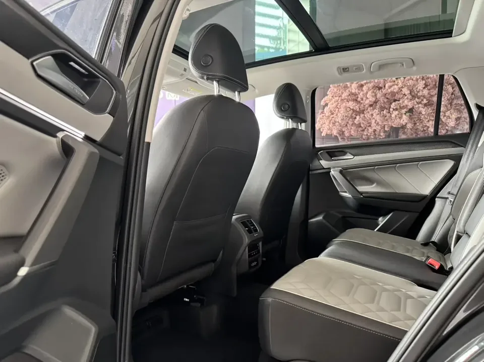 Volkswagen Tayron Tanyue 2023 280TSI 2WD Luxury Plus Advanced Edition 2023 — thumbnail 5
