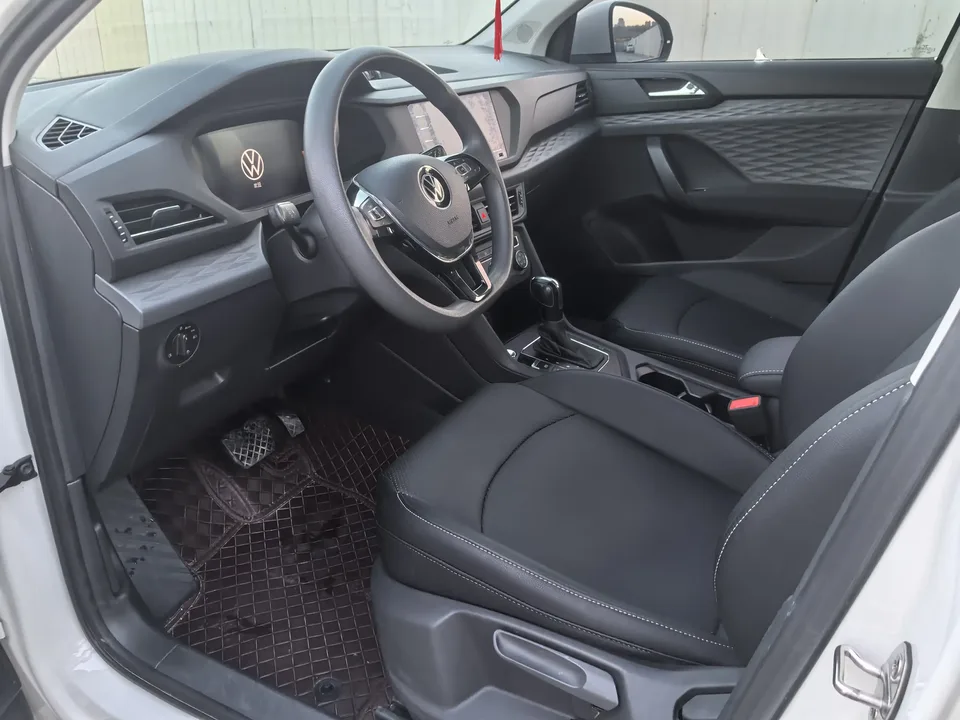 Volkswagen Tharu tuyue 2022 280TSI 2WD Fashion Edition 2023 — thumbnail 5