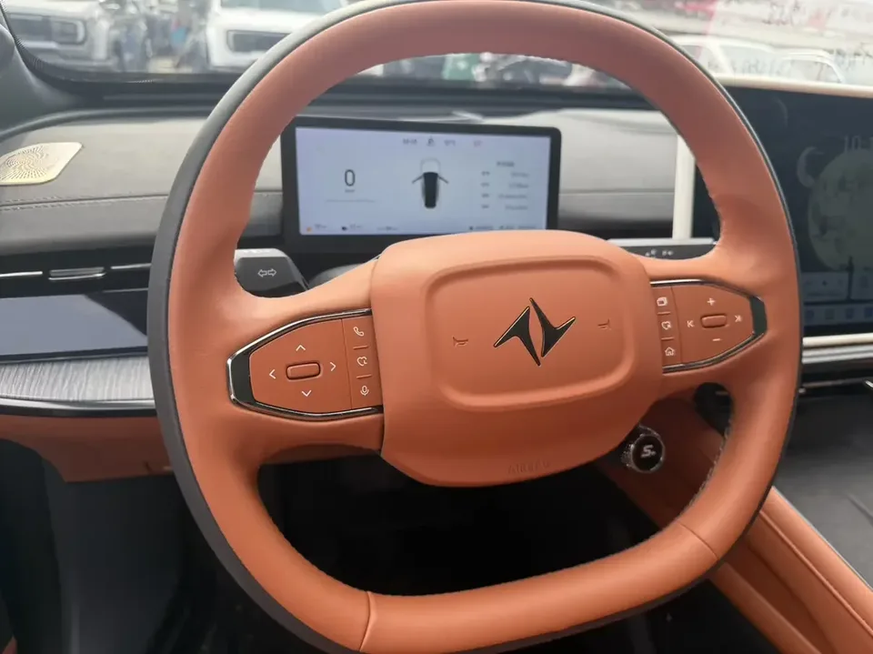 Dongfeng YiPai 007 Yipai 007 2024 Extended Range 200 Ruyi Edition 2024 — thumbnail 3