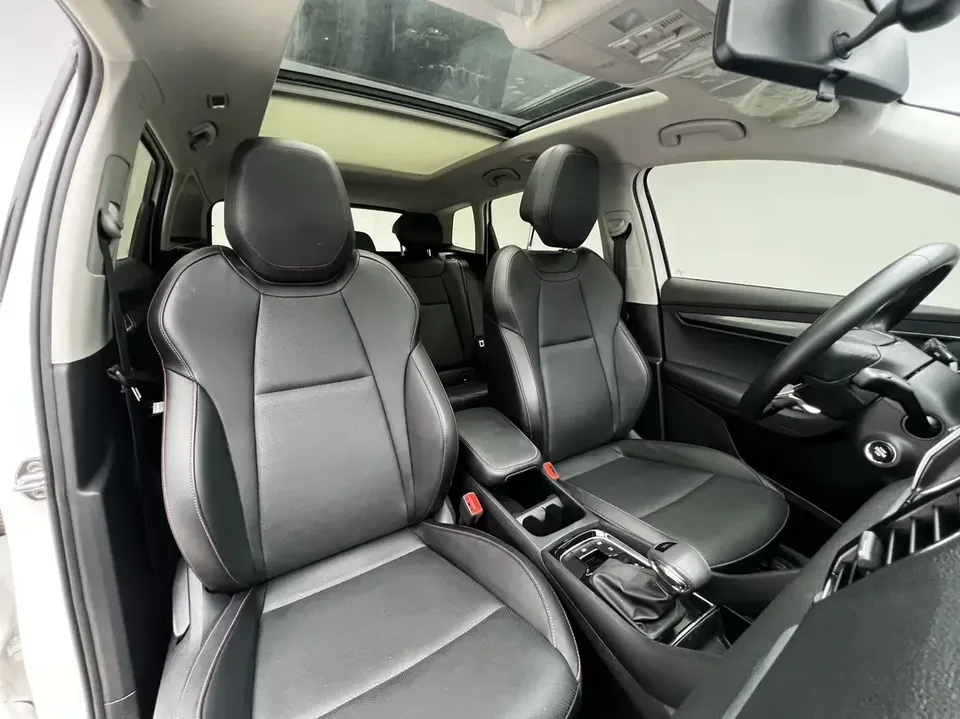 Skoda Karoq Korok 2022 TSI280 Premium Edition 2022 — thumbnail 4