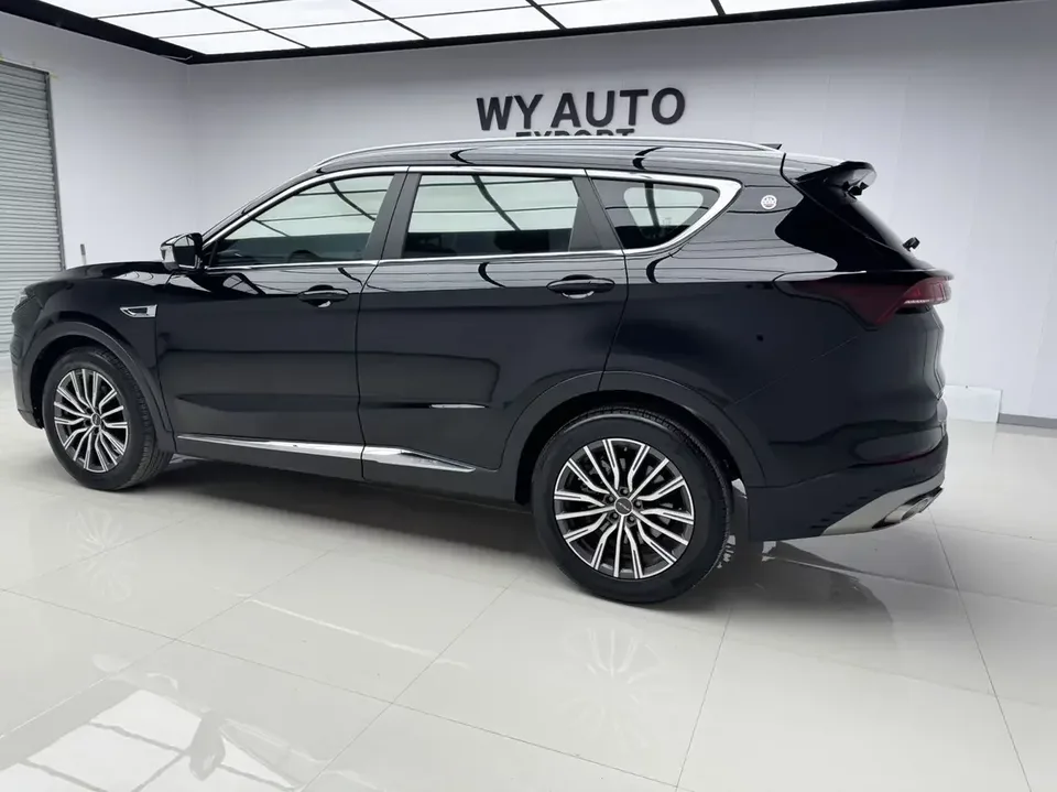 Jetour Jietu X70 PLUS Jietu X70 PLUS 2023 1.5T DCT Brave PLUS 7-seater 2023 — thumbnail 3